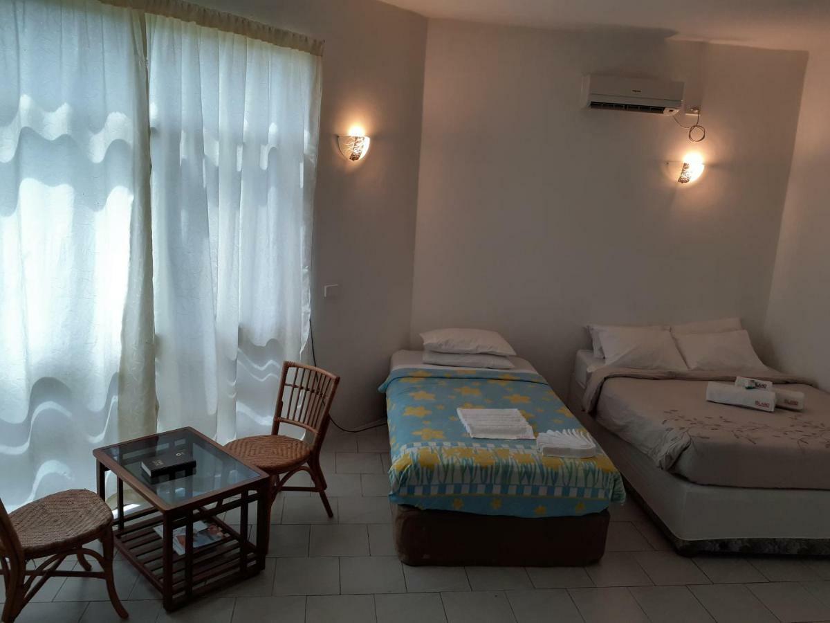 Island Accommodation Nadi Exterior photo